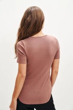 Itana Dream Rib Tee - Quartz 8 Itana Dream Rib Tee - Quartz -Mode Weft Sales Store 0018 Short Sleeve Itana Quartz 0787 web 490bd943 fe9e 40a1 8cef df97085ae170