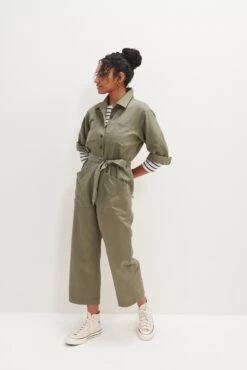 Oceane Femme Fête Jumpsuit - Vetiver -Mode Weft Sales Store 0092 Oceane Vetiver 1030 web b062cb1a 1f16 4672 89bf 38e57802b6a0