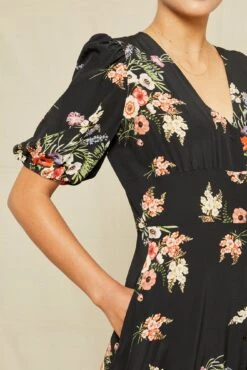 Odette Washable Silk Dress - Treviso Floral 9 Odette Washable Silk Dress - Treviso Floral -Mode Weft Sales Store 0315 Odette Treviso Print 13804 web 3ea99c56 6941 48ce 94a3 50753083ecfc