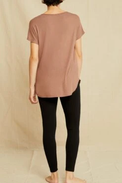 Stella Dream Rib Tee - Nutmeg -Mode Weft Sales Store 0320 Stella Top Dark Nutmeg 1060 web e90b9524 88eb 47fd a4da dde1da287fda