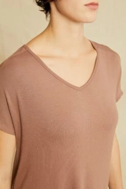 Stella Dream Rib Tee - Nutmeg -Mode Weft Sales Store 0320 Stella Top Dark Nutmeg 1138 web 1b5fd0ac 96b0 4893 abed 92052e637e04