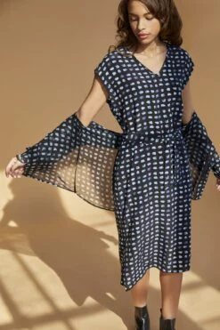 Cindra Washable Silk Midi Dress - Squared Up Black -Mode Weft Sales Store 04 CINDRASQUAREDUPBLACK 0861 4883c03a 351f 47c2 9c57 0b4fc0a57fb0