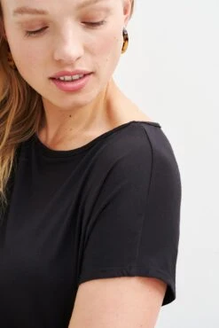 Chessa Dream Knit Tee - Black -Mode Weft Sales Store 0505 Chessa Black 3293 web 7f0a98c7 8bef 4c96 8041 cfb677cc842c