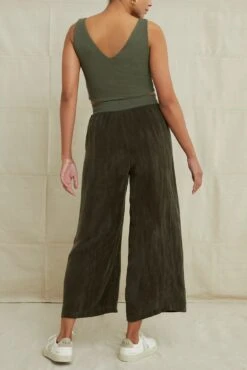 Rosa Paris Rib Tank - Calla Green -Mode Weft Sales Store 0516RosaCallaGreen 3837 web 9bed03e1 3379 4e0d 966b 390982070caa