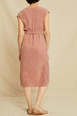 Josie Cottonseed Cupro Dress - Quartz -Mode Weft Sales Store 0538 Josie Cupro Quartz 4892 web 6089d725 d3c1 4ce0 9ab3 c3be5c4a3945