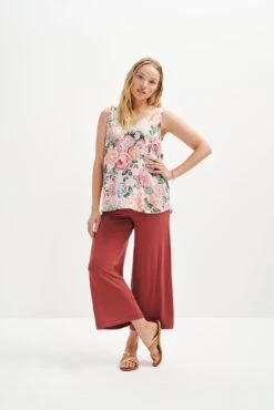 Ninette Upcycled Tank - ReAmour -Mode Weft Sales Store 0589 Ninette Upcycled Genoa Floral 0408 web bf1cb70f f7d5 44a9 aa28 0c9b3ea9a233