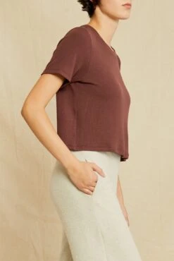 Tara Dream Rib Cropped Tee - Mocha -Mode Weft Sales Store 0622 Tara Mocha 5717 web eab655be bfb1 4dd5 a644 20981c50f339
