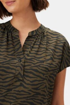 Renata Washable Silk Blouse - Zebra Green Black -Mode Weft Sales Store 1068 Renata Silk Zebra Green Black 4