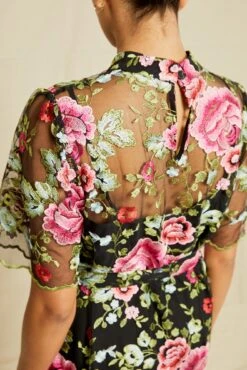 Brielle Upcycled Dress - Simone Floral -Mode Weft Sales Store 211013 AV October ECOMM 0748BrielleSimoneFloralLace75 6537 web