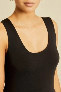 Iris Dream Knit Tank - Black - ReAmour -Mode Weft Sales Store 4012 Iris Scoop Neck Tank Black 3749 web b218d21e 2ae4 4e9d a985 d0dc78e4225e