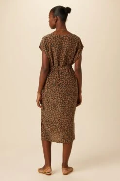 Cindra Washable Silk Midi Dress - Caramel Sauvage -Mode Weft Sales Store 9674 Cindra Caramel Sauvage 3